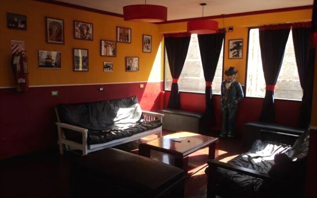 Hostel BarHouse