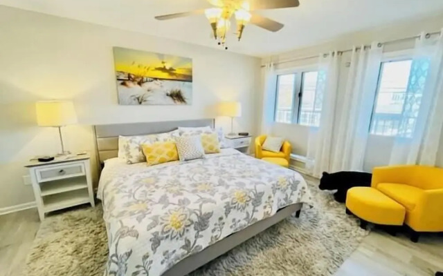 Wilmington Avenue 50 #106