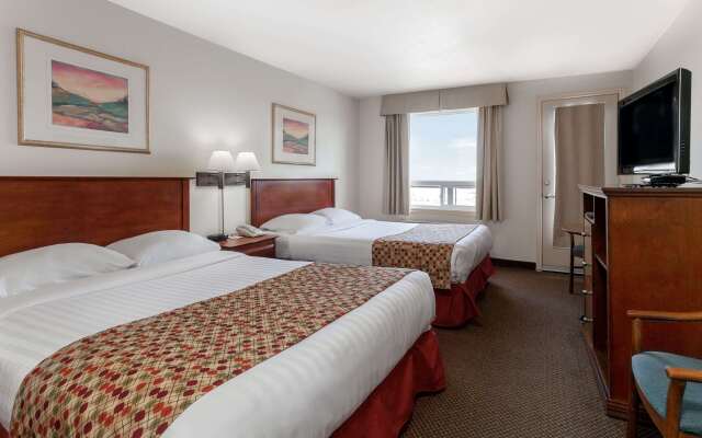 Super 8 by Wyndham Caraquet