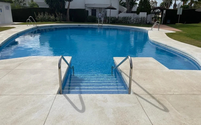 Beautiful 4 Bedroom Duplex Apartment