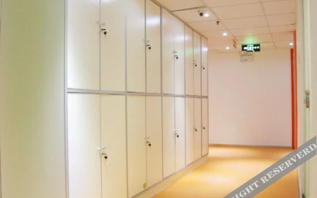 Youth Hostel Chains