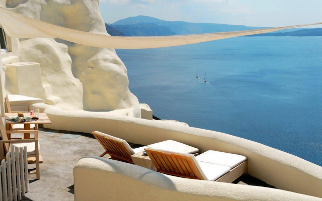 Mystique, a Luxury Collection Hotel, Santorini