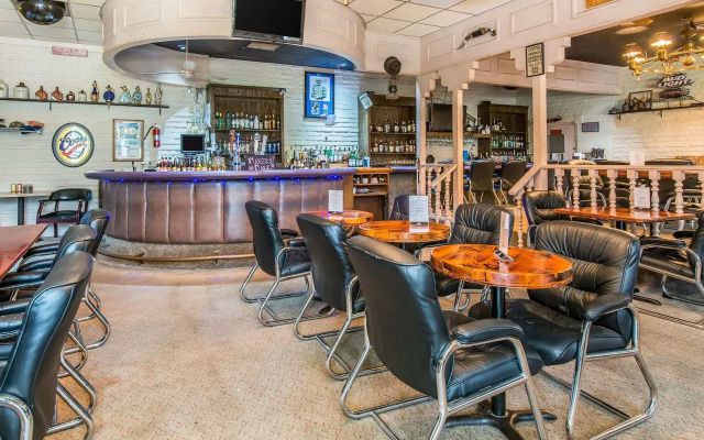 Rodeway Inn Cow Palace