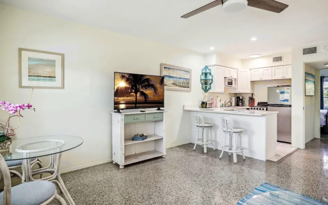 Beach Quarters 2BR #5 and #6