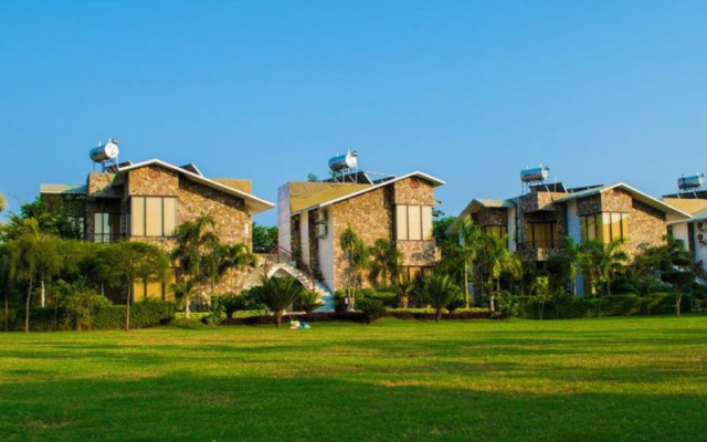 The Roar Resort