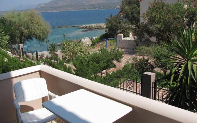 Lakonia Bay Apartments