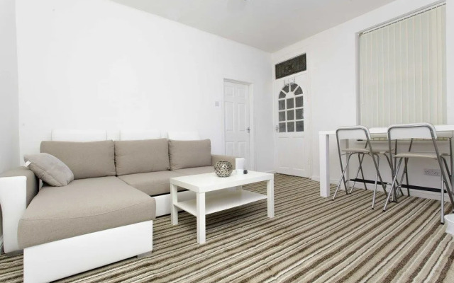 Brownhill House Apartments