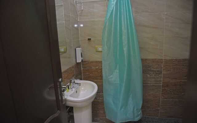 New Pyramids Paradise Hostel