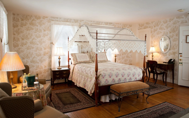 The Quechee Inn at Marshland Farm