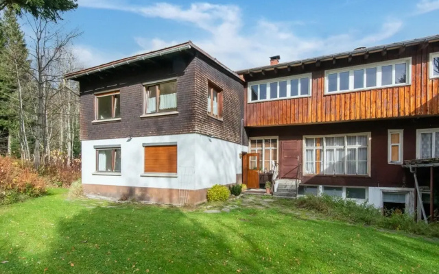 Picturesque Studio in Sibratsgfall With Garden