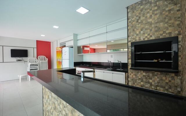 Casa 05 Dormitórios na Praia de Bombas