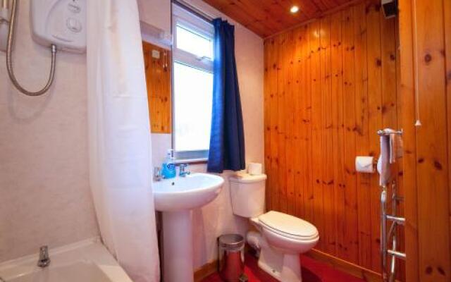 Lagnakeil Lodges