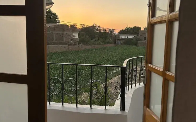 Lemon Tree Guest House and Swimming Pool