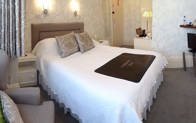 Chudleigh Hotel