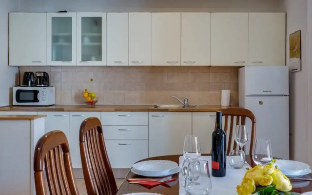 Nena - 10 m From sea - A1