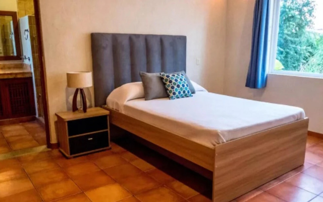 Condo Marcela by Villas HK28