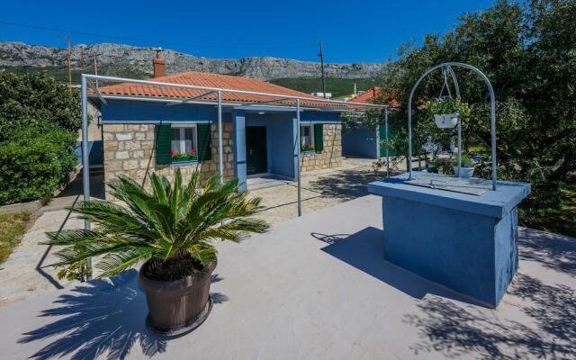 Luxury Private Villa Complex With Pool and Jacuzzi