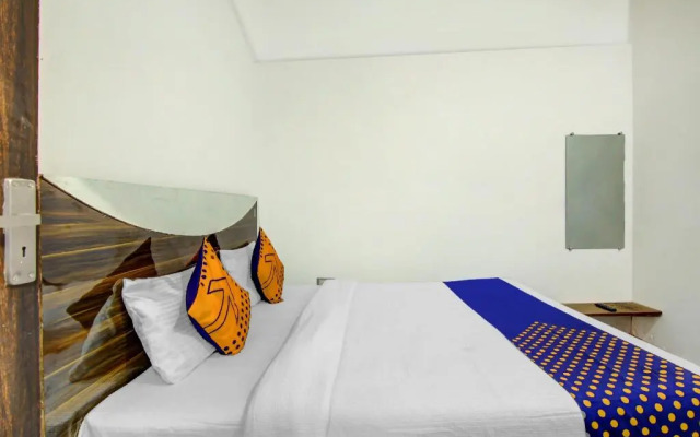 Hotel Kohinoor by OYO Rooms