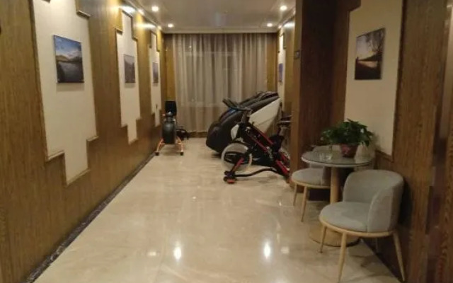 Xinjinjiang Boutique Hotel