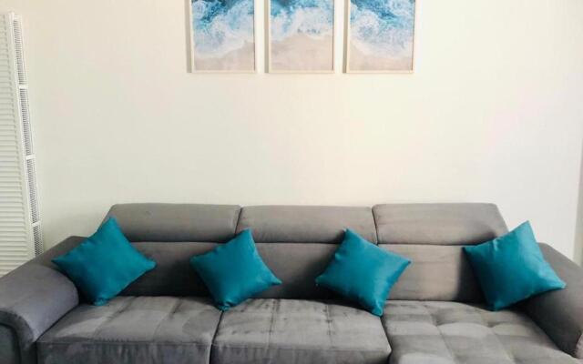 Comfort Residence N10 by Alezzi