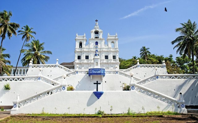 Sea Breeze Beach Resort Candolim