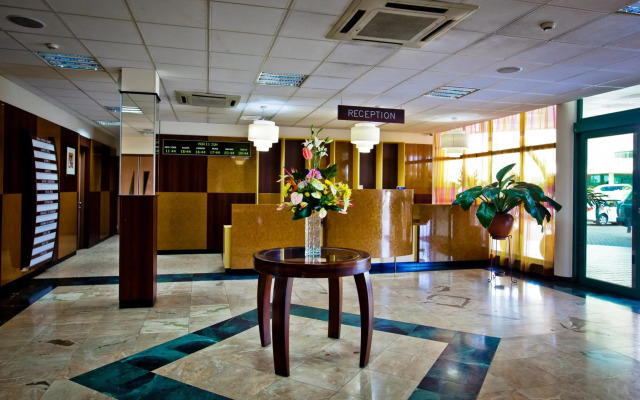 Alisa Hotel North Ridge