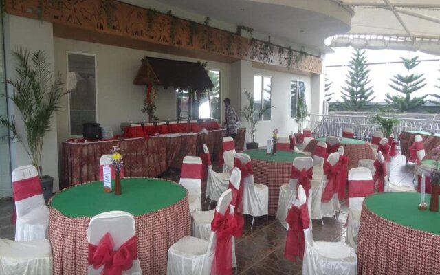 Pohon Inn Hotel