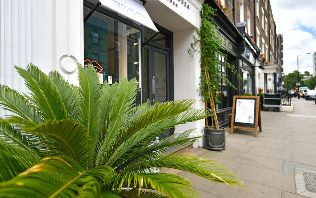 Bond Street Apartments