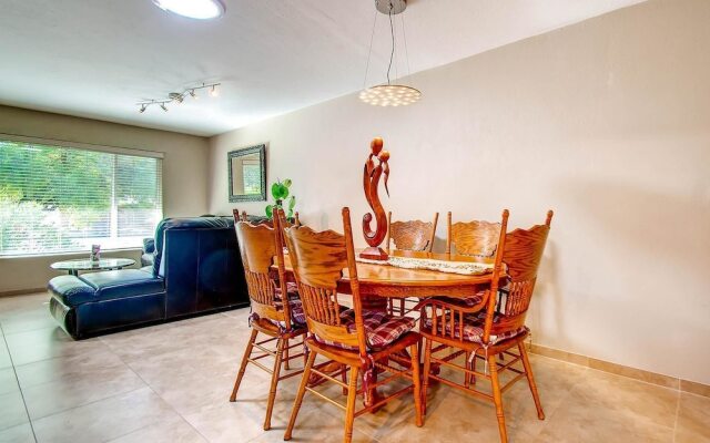 PX006 4 Bedroom Apartment By Senstay