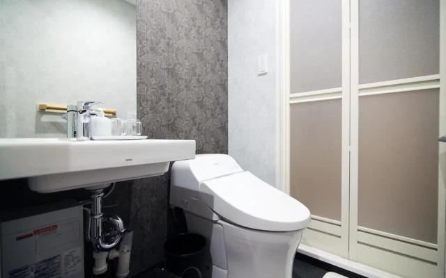 Shinjuku Global Hotel