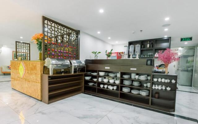 New Century Hotel Cau Giay