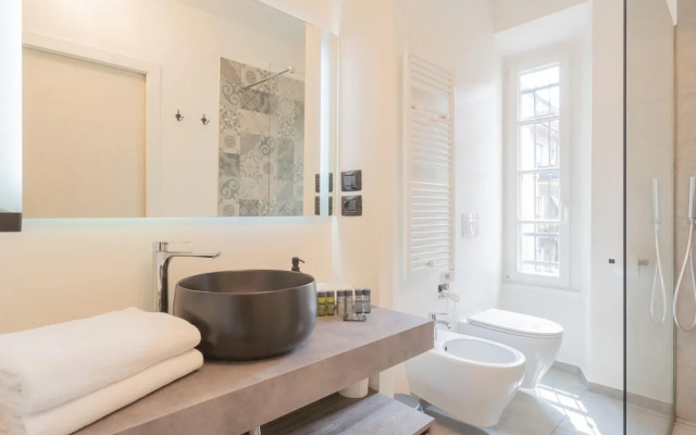Enchanted Como City Apartment