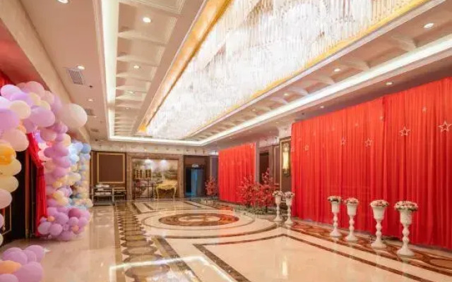 Baohui Hotel