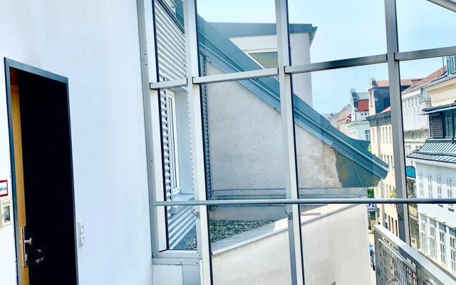 Luxurious city apartment incl garage and terrace