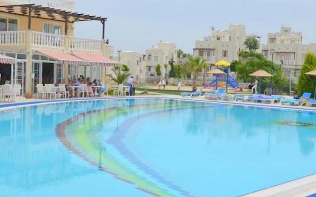 2 Bedrooms Apartment Lake View 5 by Likya Global