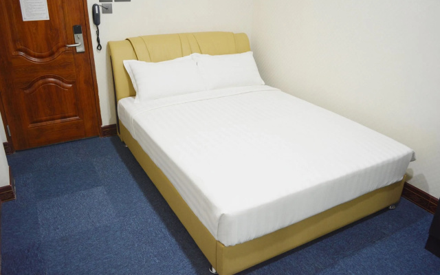 999 Hotel