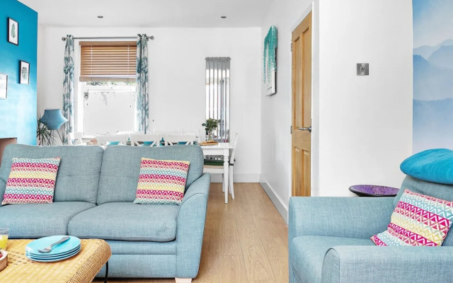 The Terrace - Bright Characterful and Near Beaches