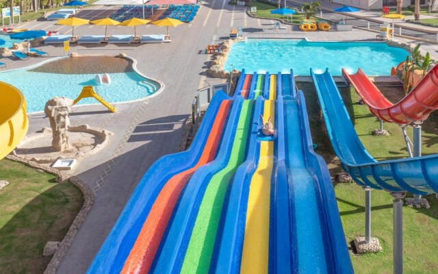 Pickalbatros Royal Moderna Sharm & Aqua Park