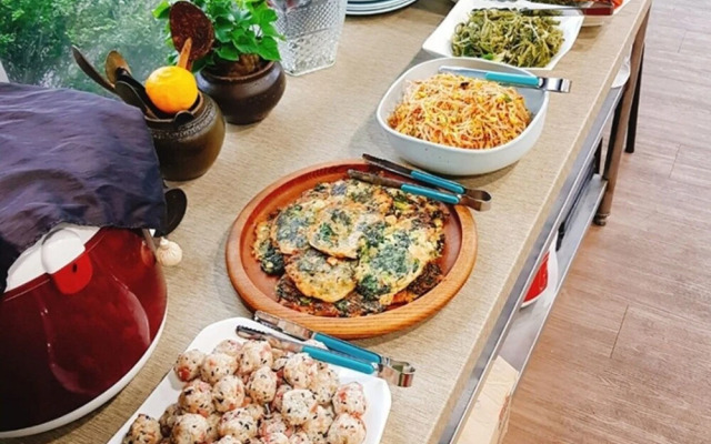 Jeju Sanbangsan Tansan Oncheon Pension