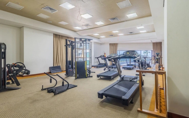 Estúdio Vista Mar cond. c/ acad. em Recife BCI1603