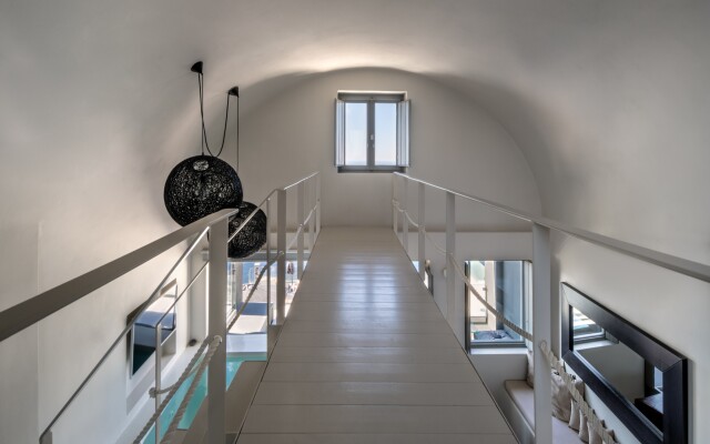 West East Suites