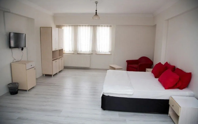 Beyaz Otel