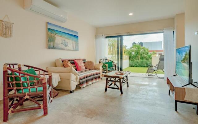 Verde Oasis Condo - Downtown - At Veranto Condos