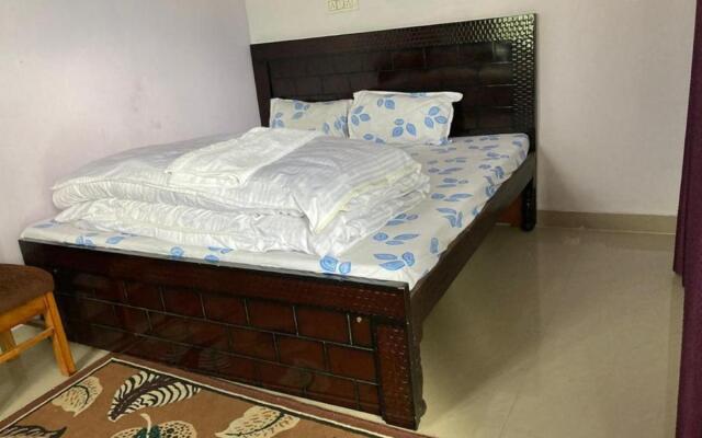 Amardeep Homestay by StayApart