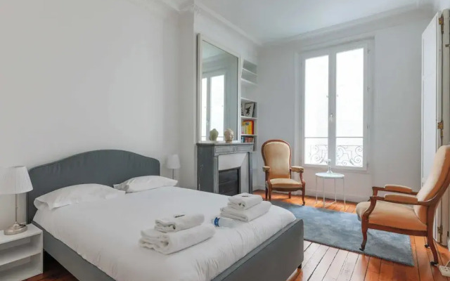 Very Spacious Apartment - 5br/10p - Champs-elysees