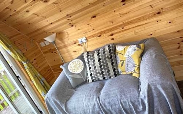 Swan View Lodge - North Uist