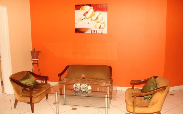 Borrowdale Ground Floor with Poolview