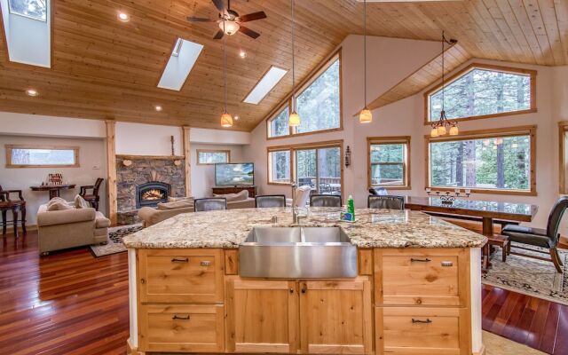 1841 Osage Cir Home by RedAwning