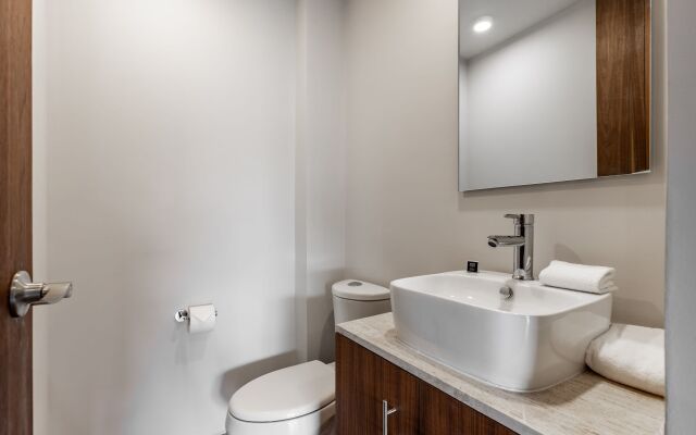 Casai Roma | 2BR | Vast Condo