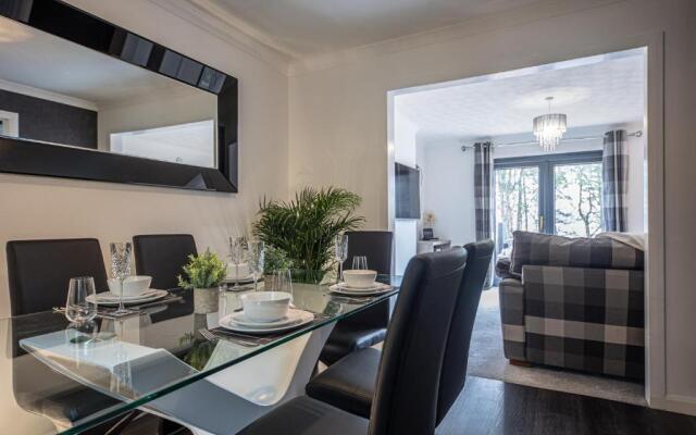 Modern 2 Bedroom House